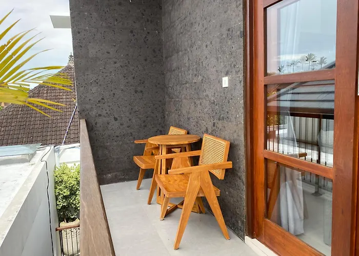 Kubera Kemenuh By Prasi Hotel *