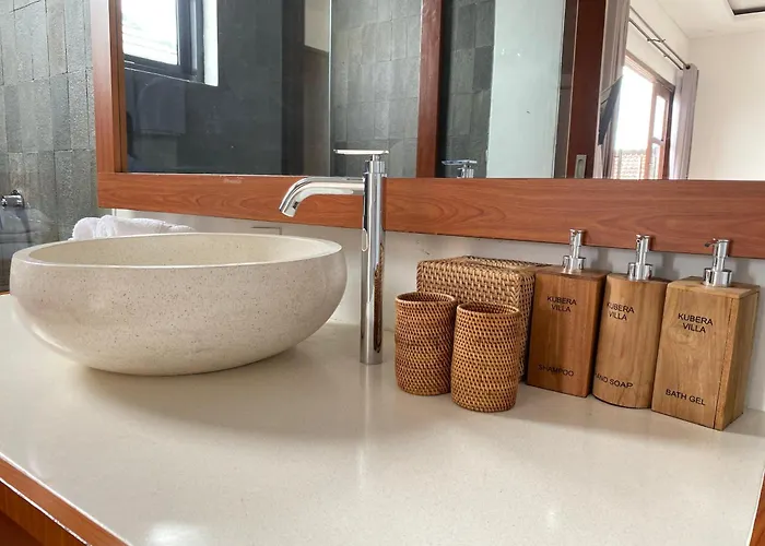 Kubera Kemenuh By Prasi Hotel